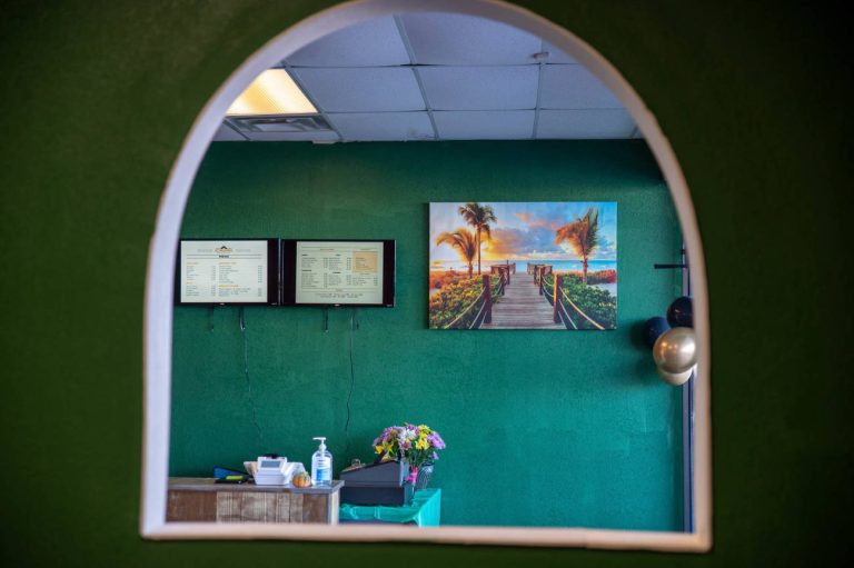 al madina restaurant interior2 768x511